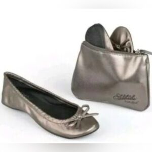 NWT SIDEKICKCK FLATS